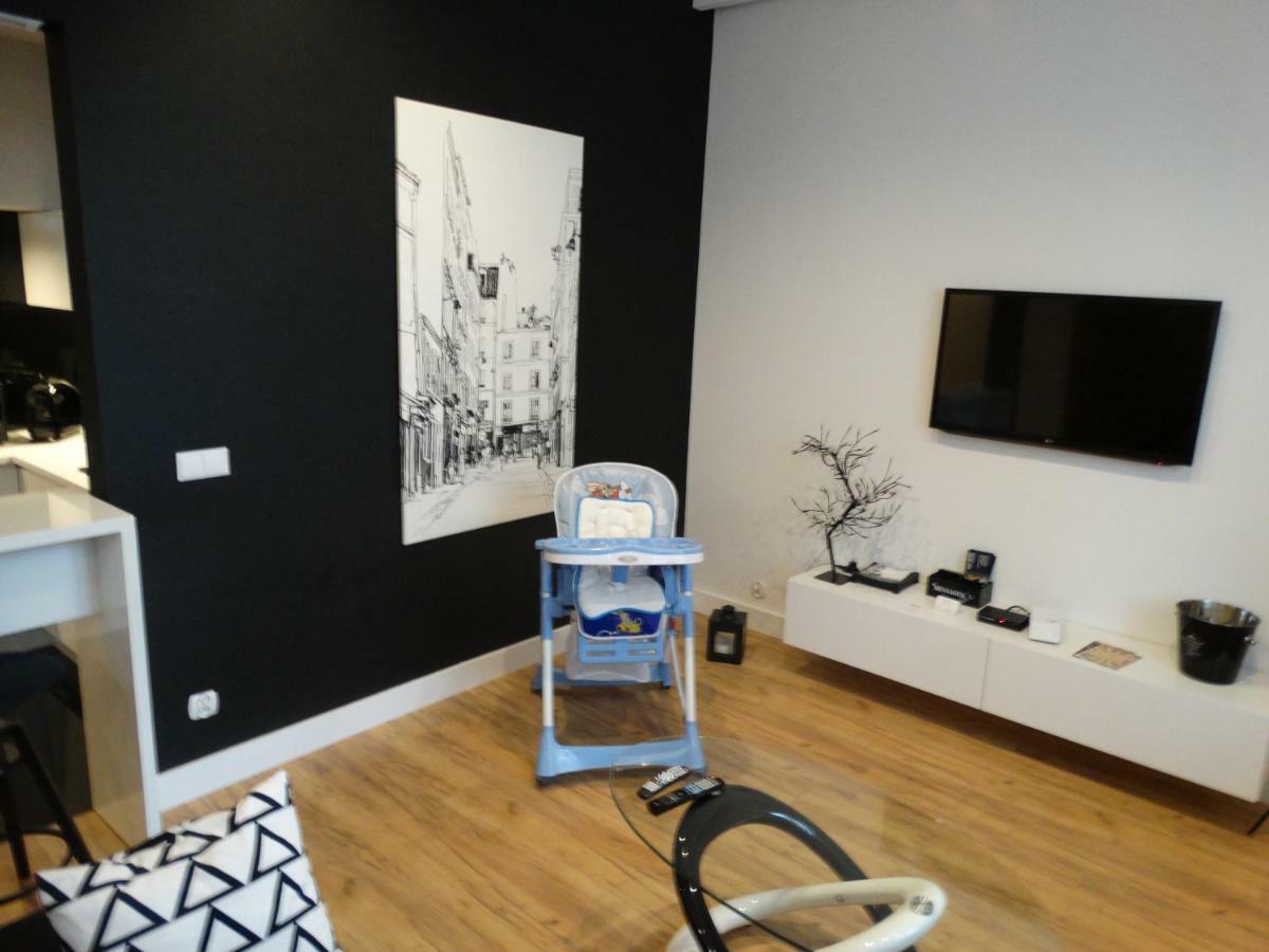 Apartment Black&white Apartment- Wierzbowa 5 Poznan
